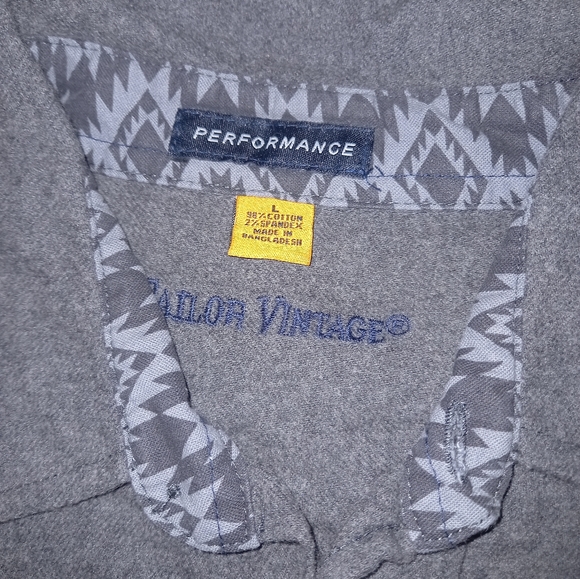 Tailor Vintage Button Up - Picture 2 of 2